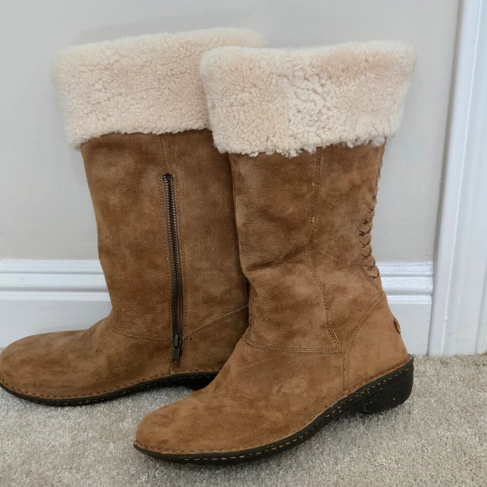 Women's Ugg Tall Boots Fur Lined Size 9 Worn Once